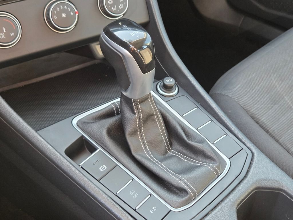 Used 2024 Volkswagen Jetta S FWD image 31