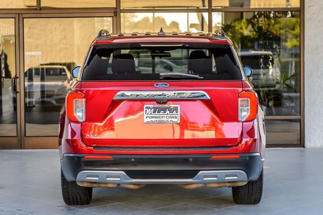 Used 2022 Ford Explorer XLT w/ Equipment Group 202A RWD image 8