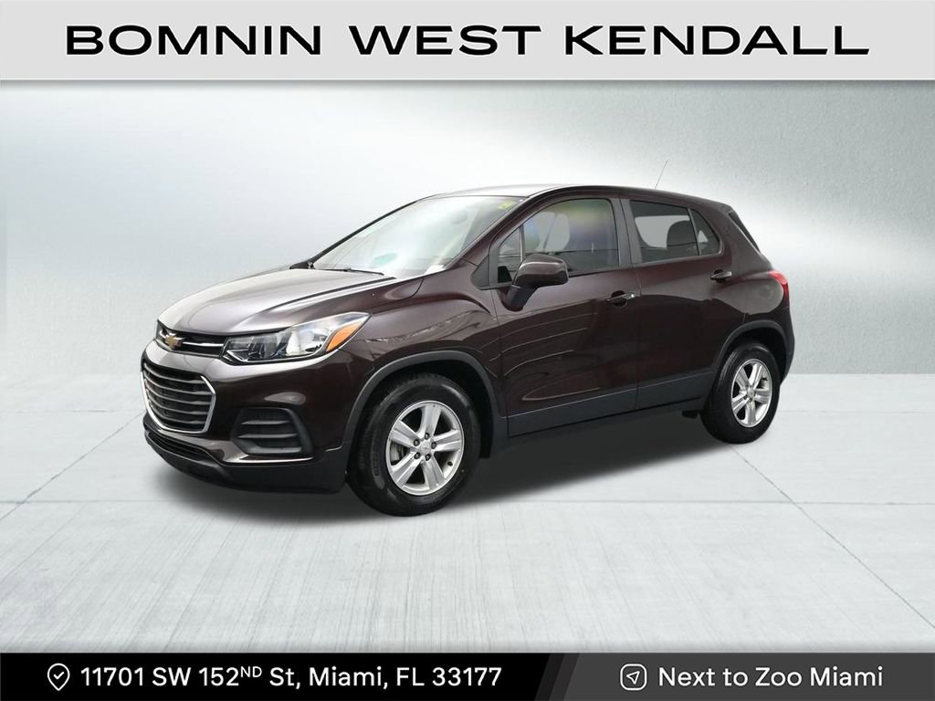 Used 2021 Chevrolet Trax LS image 1