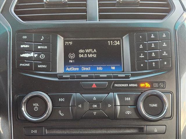 Used 2017 Ford Explorer XLT image 12