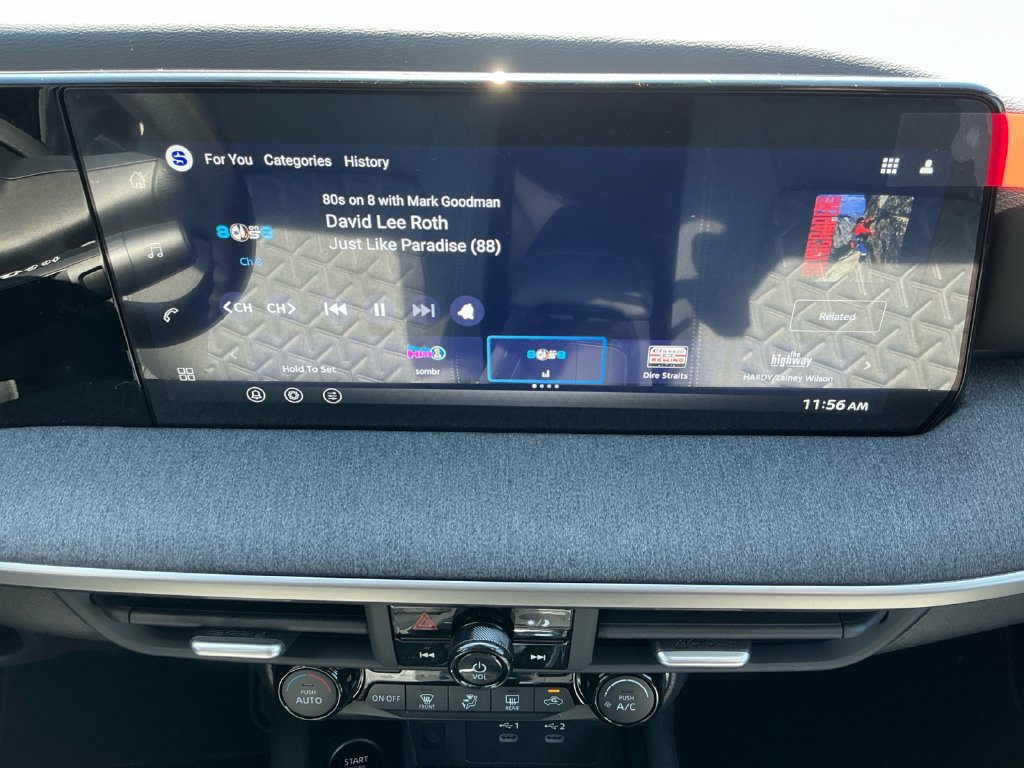 New 2027 Nissan Kicks SV w/ Cold Weather Package FWD image 18