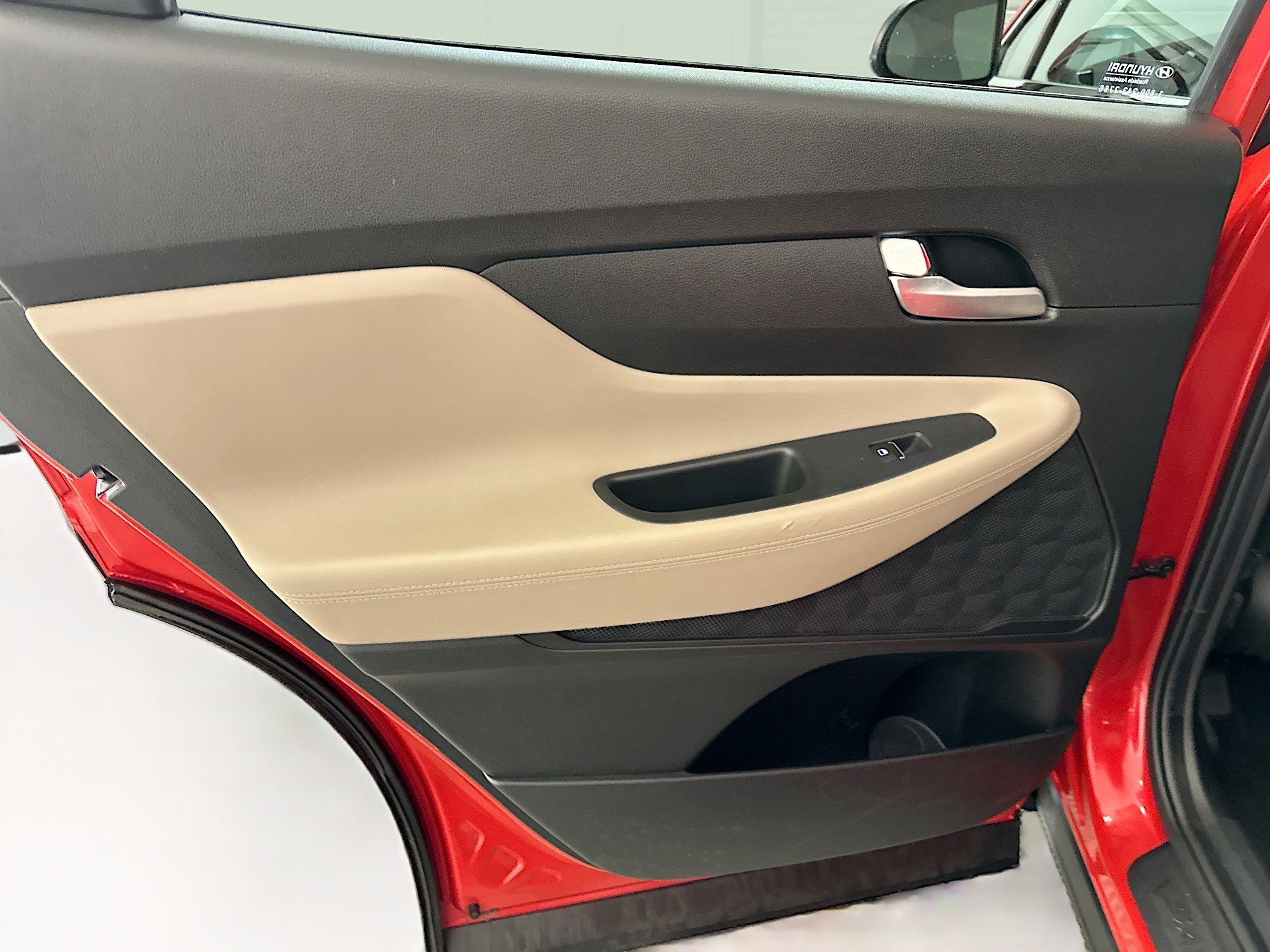 Used 2023 Hyundai Santa Fe SE w/ Cargo Package image 26