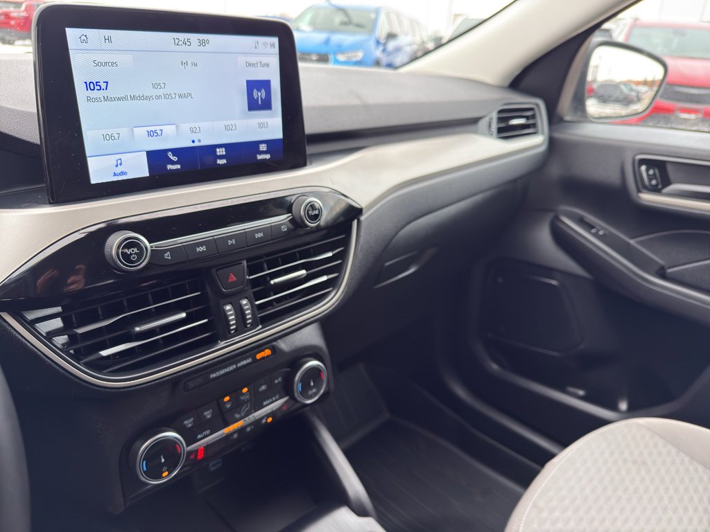 Used 2022 Ford Escape SE w/ Convenience Package image 22