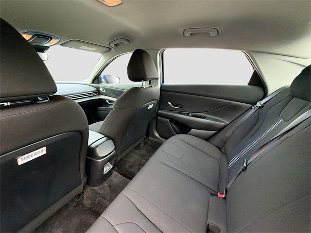 Used 2024 Hyundai Elantra SEL image 23