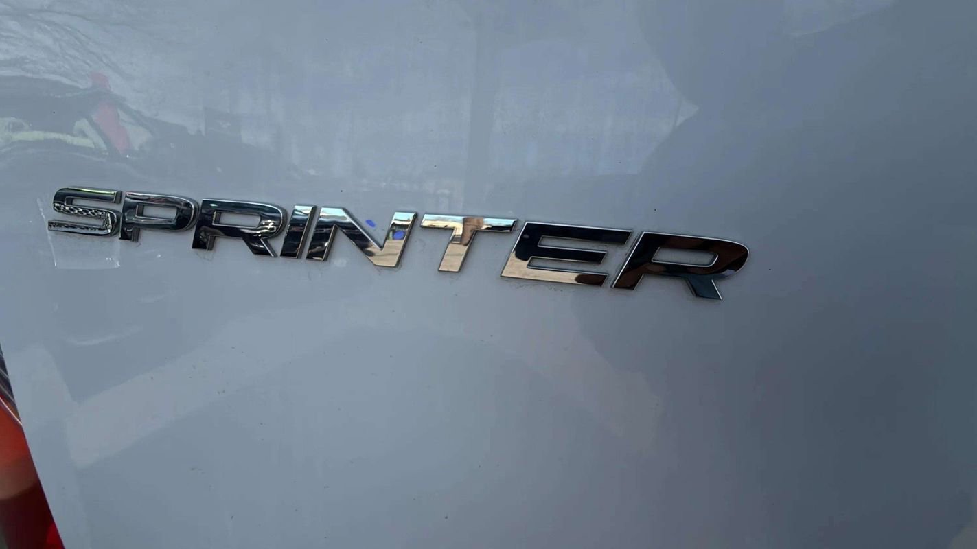 Used 2022 Mercedes-Benz Sprinter 2500 image 17