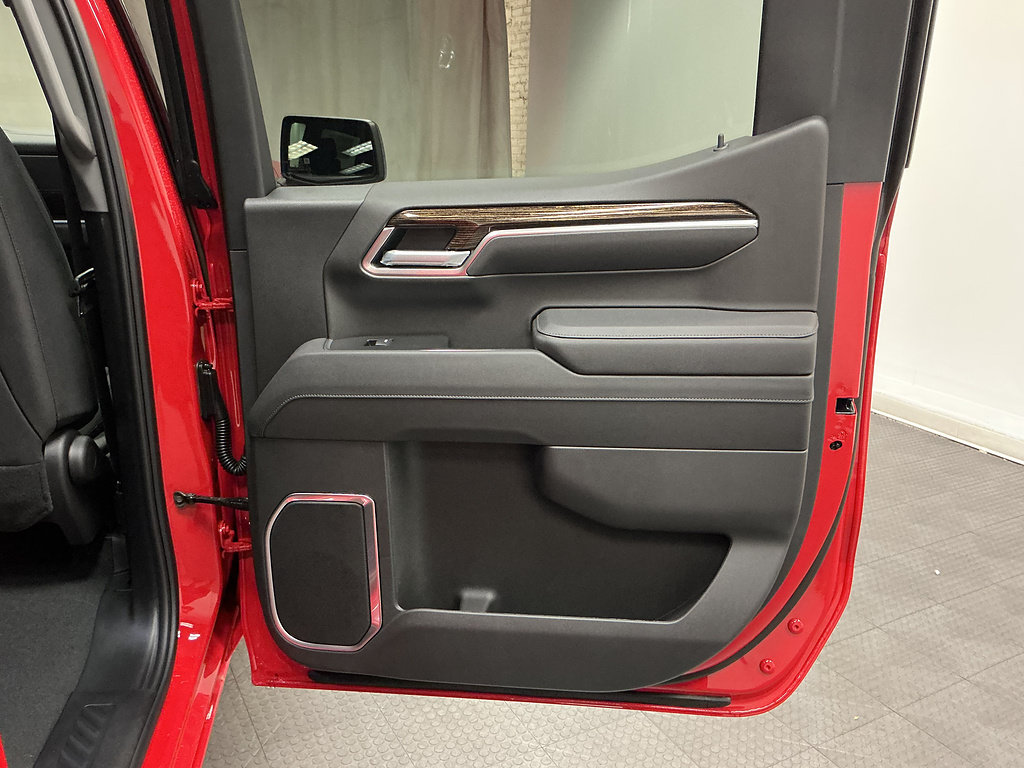 New 2026 GMC Sierra 1500 Elevation w/ Preferred Package AWD/4WD image 33