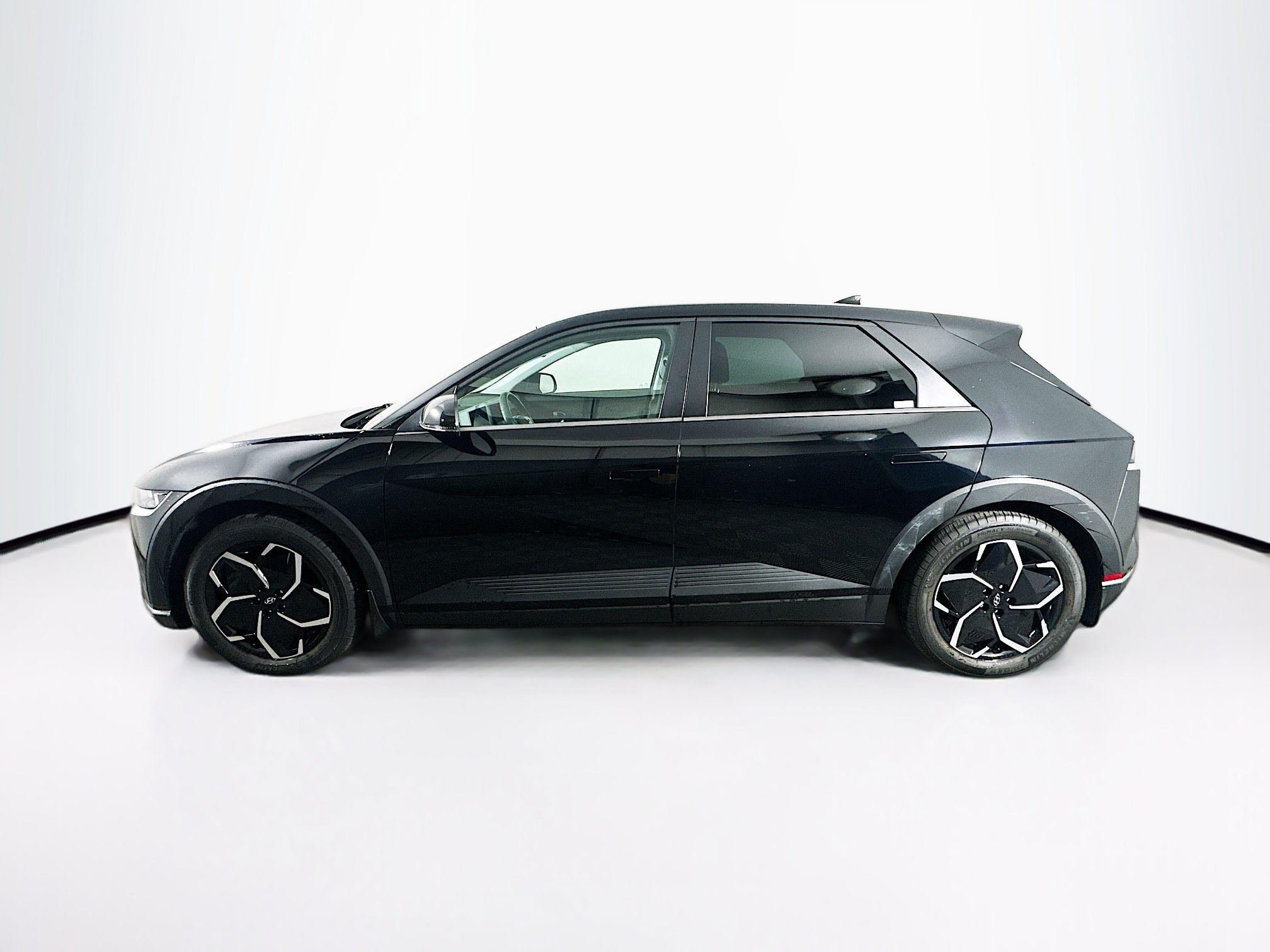 Used 2024 Hyundai Ioniq 5 SEL RWD image 4