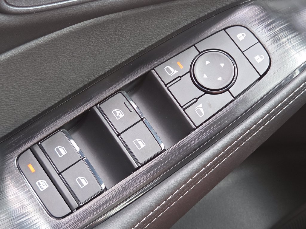 New 2026 Nissan Rogue Dark Armor AWD/4WD image 24