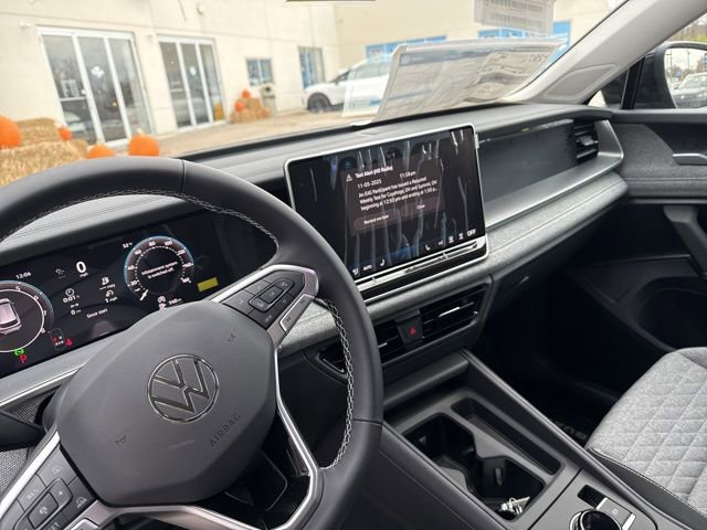 New 2026 Volkswagen Tiguan S image 32