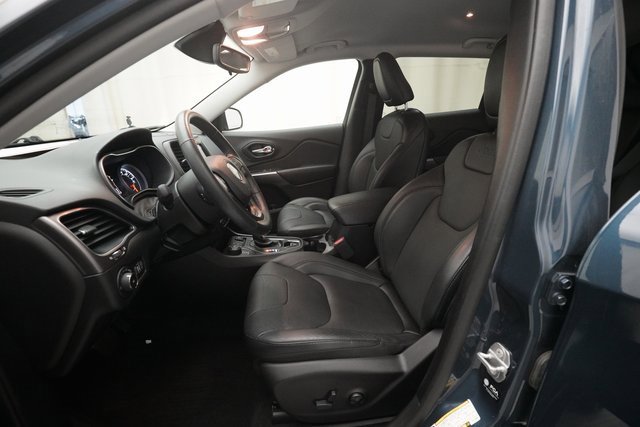 Used 2021 Jeep Cherokee Latitude Lux image 7