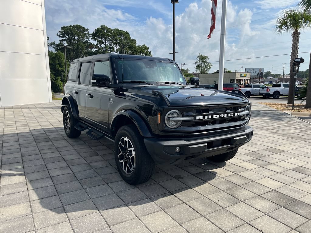 Used 2024 Ford Bronco Outer Banks AWD/4WD image 8