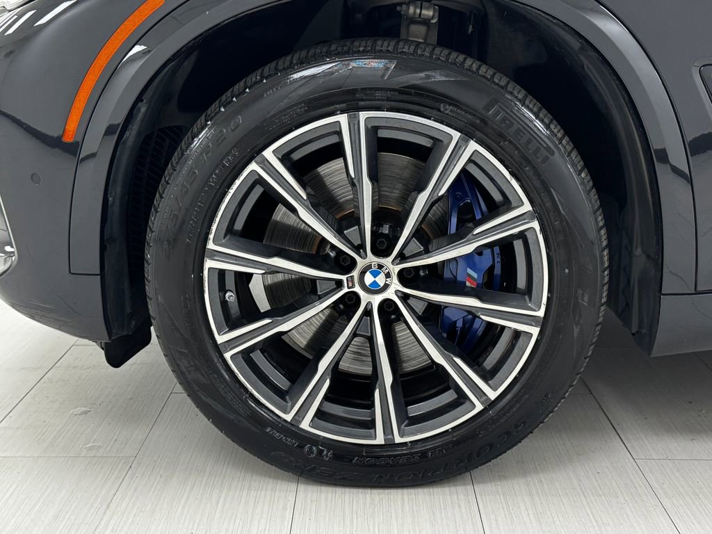 Used 2019 BMW X5 xDrive50i w/ M Sport Package image 44