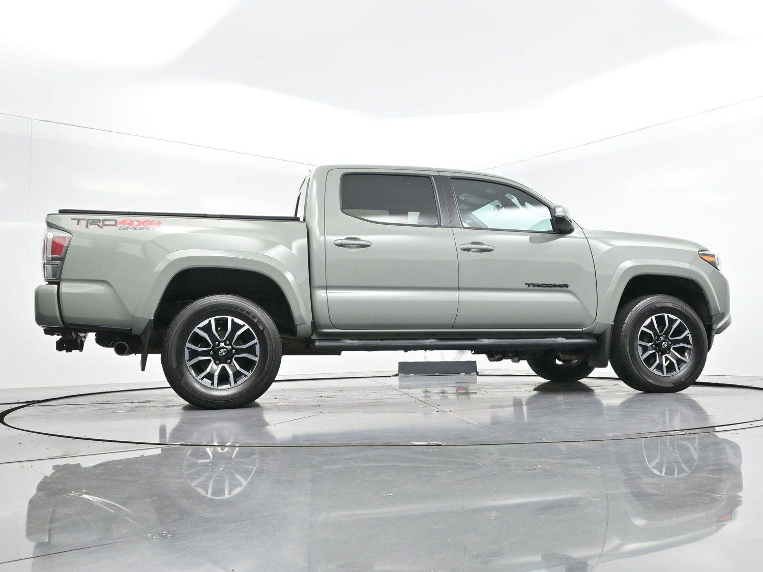 Used 2023 Toyota Tacoma TRD Sport AWD/4WD image 48