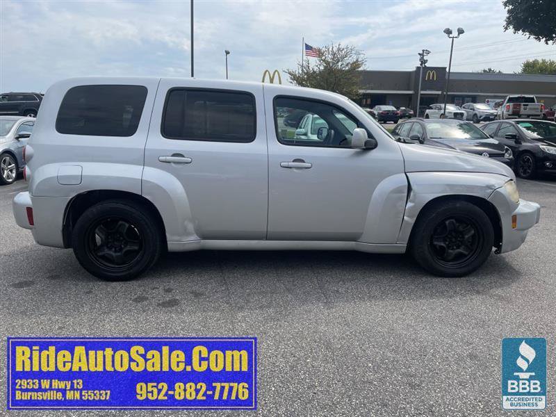 Used 2011 Chevrolet HHR LT FWD image 4