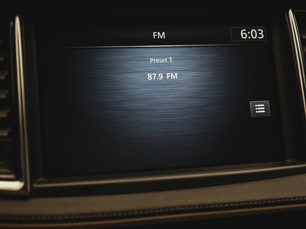 Used 2023 INFINITI QX55 Luxe w/ Cargo Package image 16
