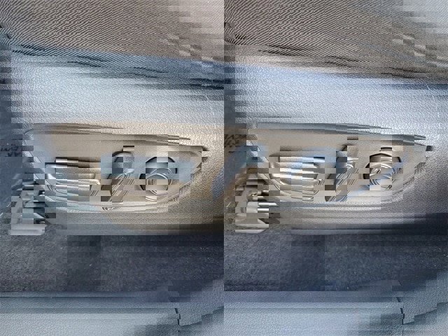 Used 2021 Toyota RAV4 XLE image 18