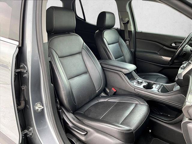 Used 2022 GMC Acadia SLT w/ LPO, Roadside Safety Package AWD/4WD image 9
