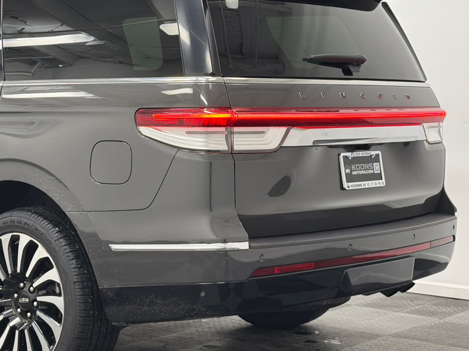 Used 2023 Lincoln Navigator Black Label image 7