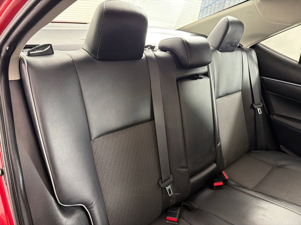 Used 2015 Toyota Corolla S image 21