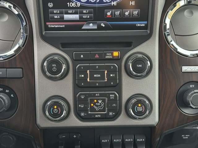 Used 2015 Ford F250 Lariat w/ Chrome Package image 13