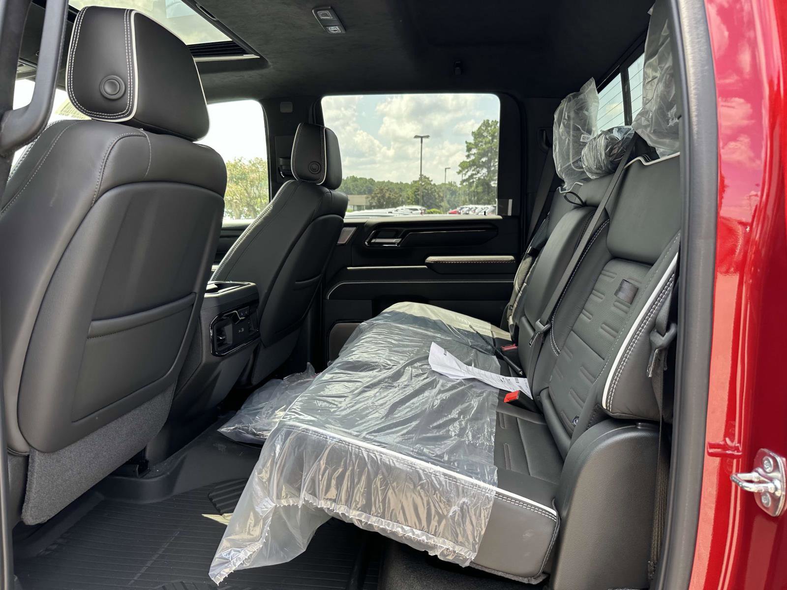 New 2025 GMC Sierra 2500 AT4X w/ AT4X AEV Edition image 13