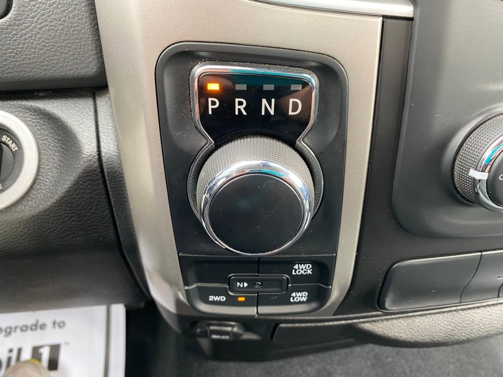 Used 2020 RAM 1500 Classic SLT image 26