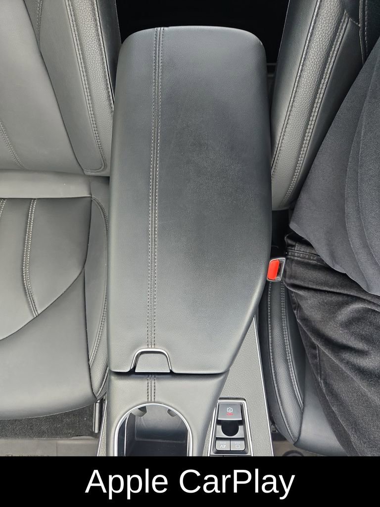 Used 2020 Toyota Avalon XLE w/ Moonroof Package FWD image 22