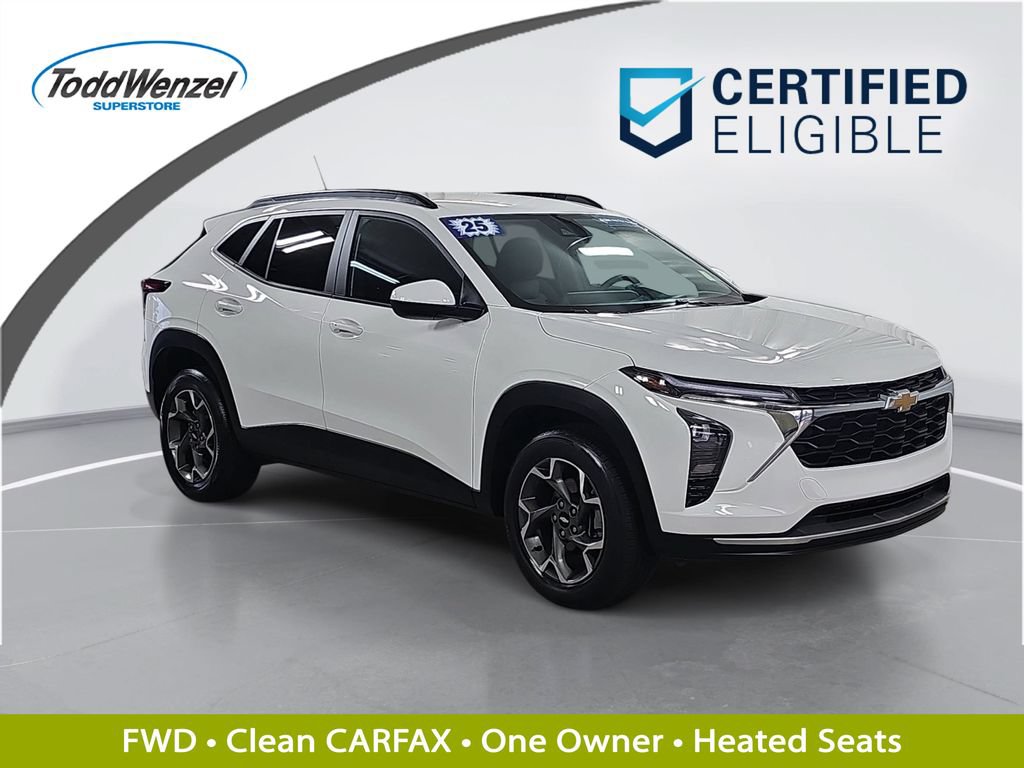 Certified 2025 Chevrolet Trax LT w/ Driver Confidence Package FWD image 1