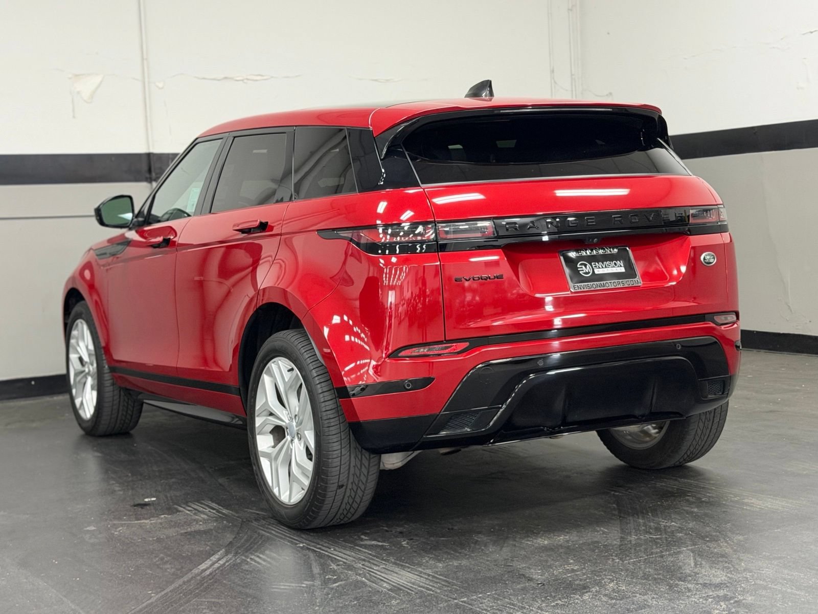 Used 2022 Land Rover Range Rover Evoque R-Dynamic S AWD/4WD image 9