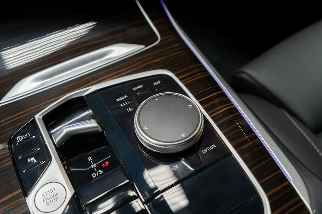 Used 2026 BMW X5 xDrive40i image 33