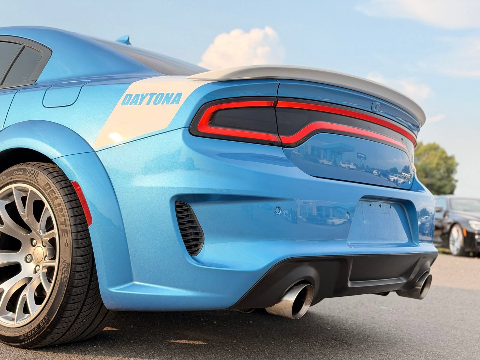 Used 2020 Dodge Charger SRT Hellcat w/ Harman/Kardon Audio Group RWD image 35