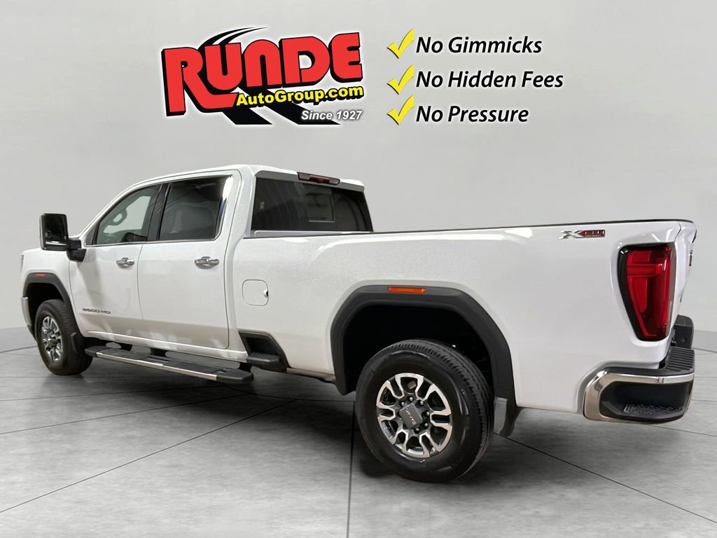 Used 2023 GMC Sierra 3500 SLT w/ SLT Convenience Package AWD/4WD image 4