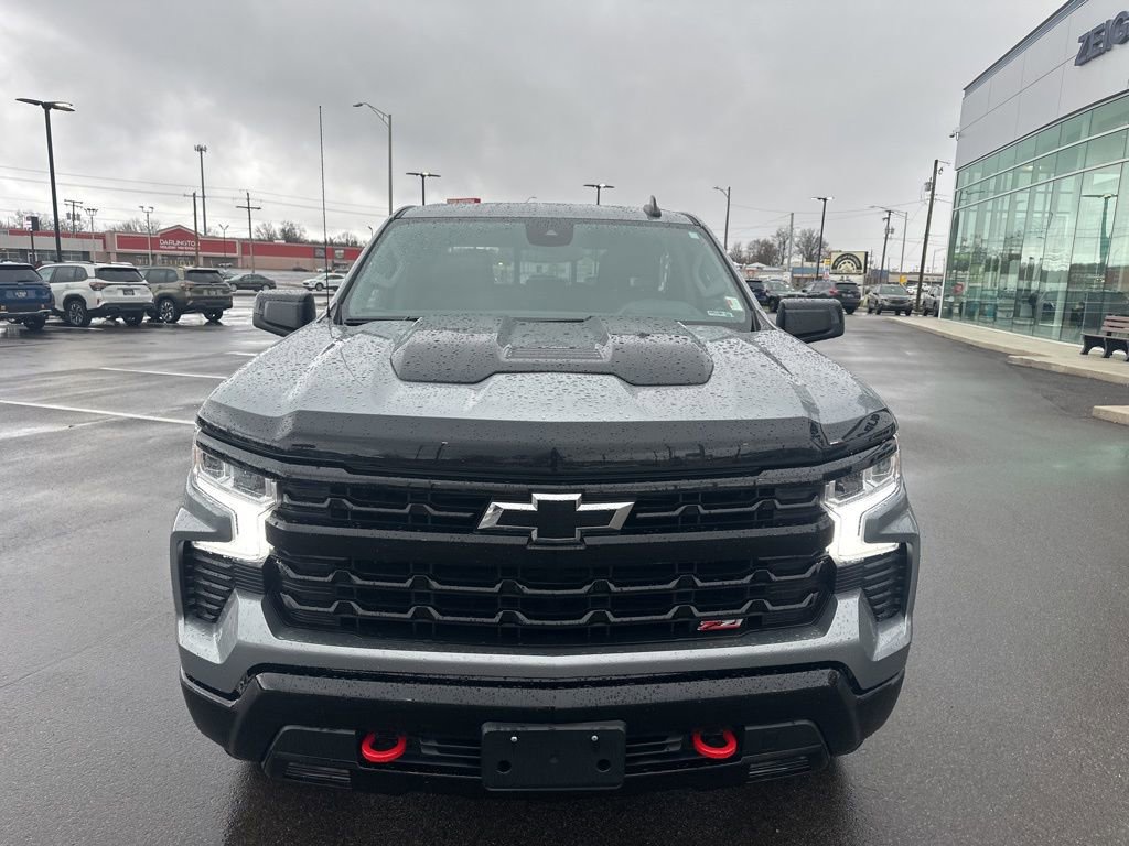 Used 2023 Chevrolet Silverado 1500 LT Trail Boss w/ Convenience Package II image 4