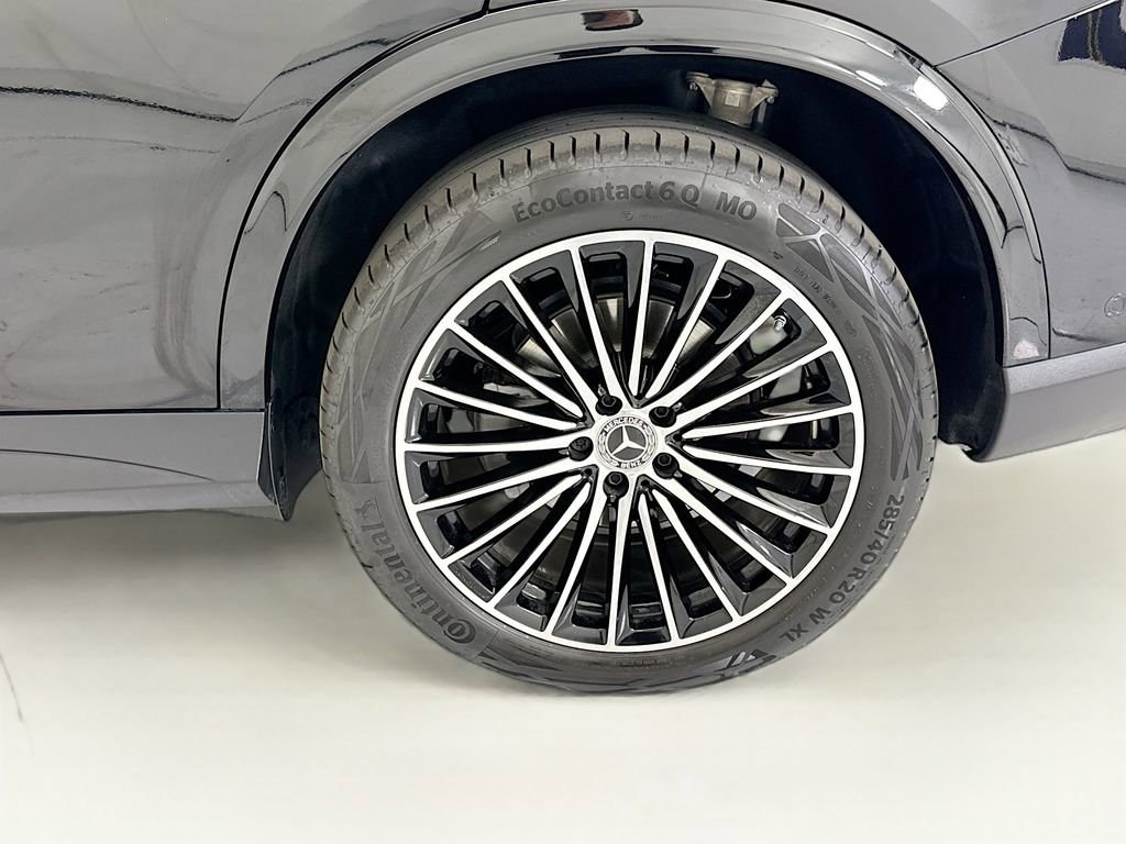 Certified 2026 Mercedes-Benz GLC 300 image 30