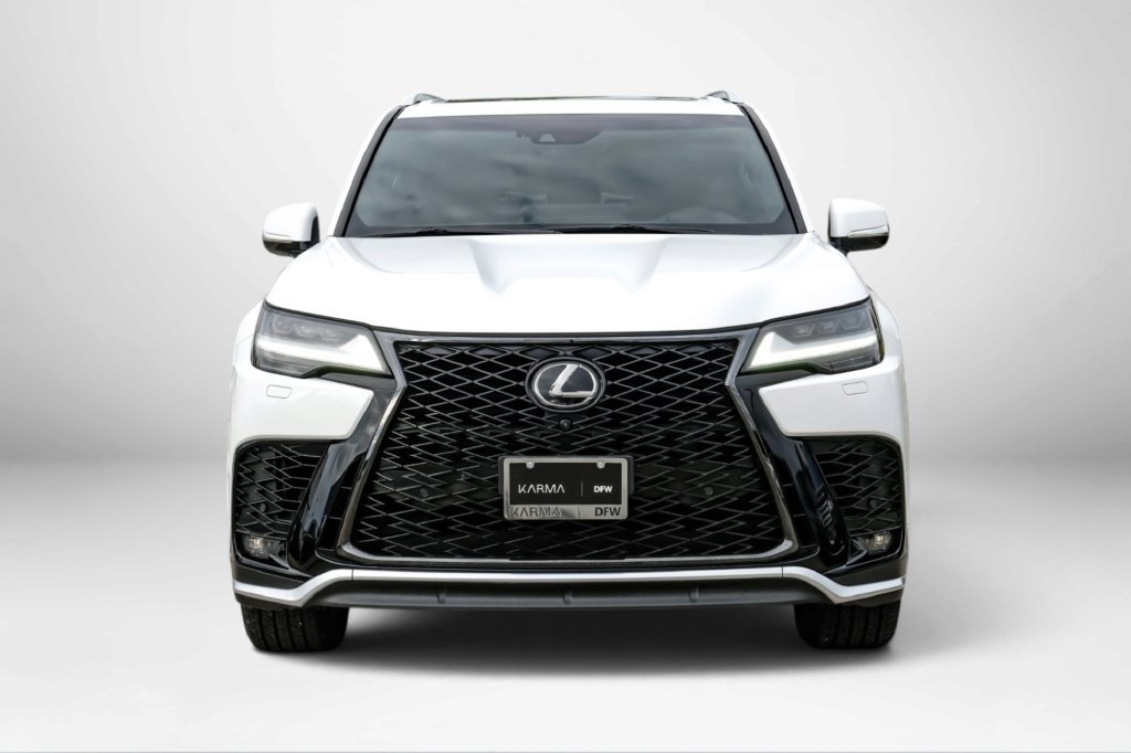 Used 2024 Lexus LX 600 F Sport AWD/4WD image 3