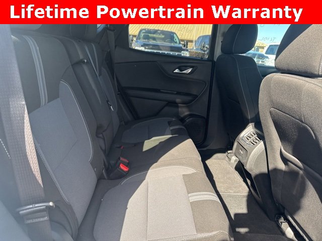Used 2025 Chevrolet Blazer LT image 16