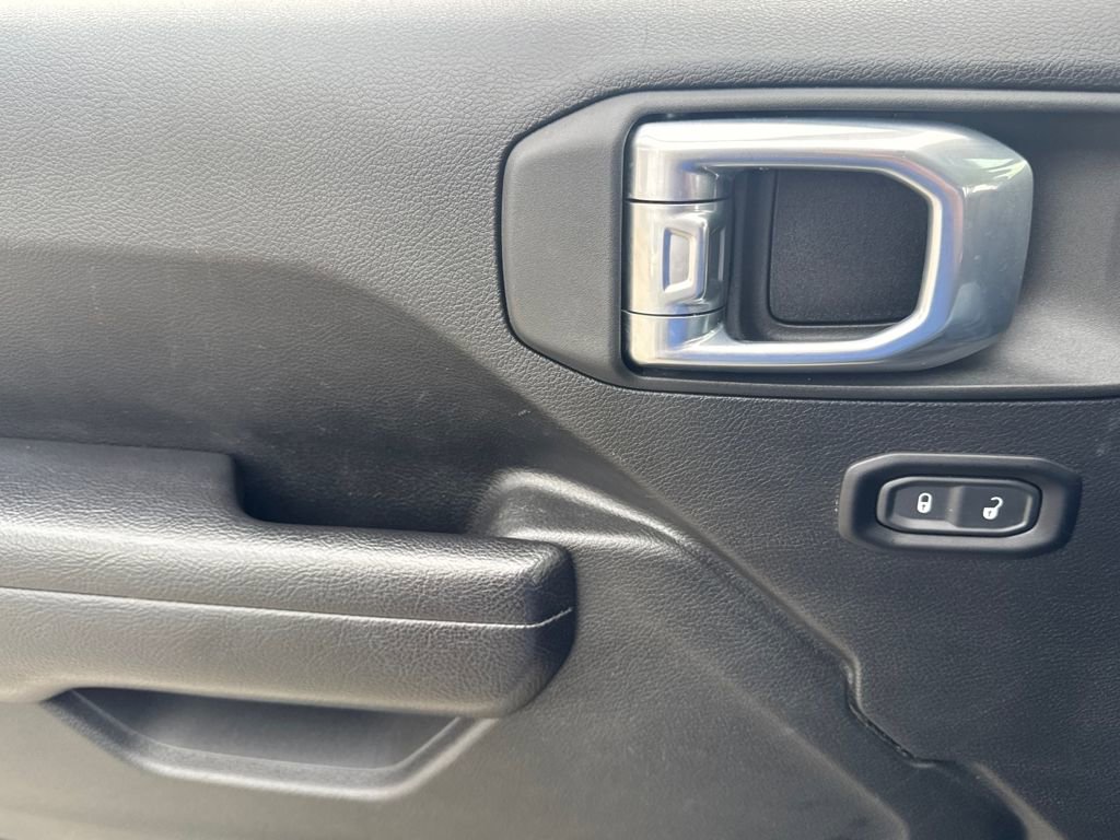 Used 2024 Jeep Wrangler Unlimited Rubicon image 21