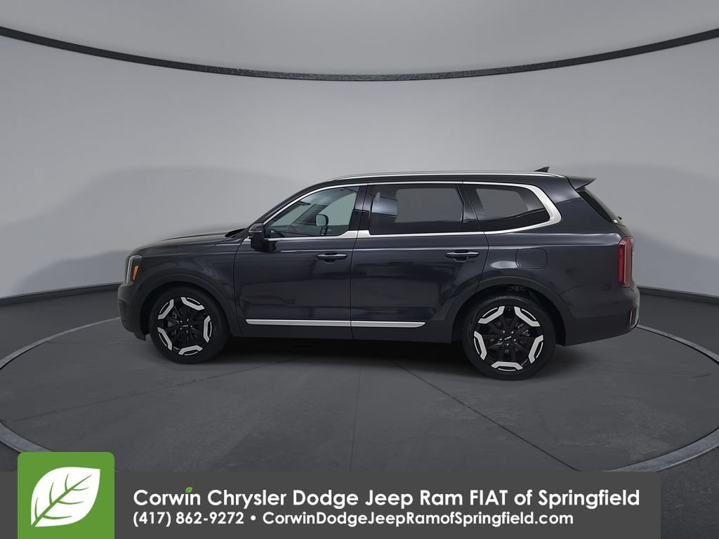 Used 2025 Kia Telluride S AWD/4WD image 8