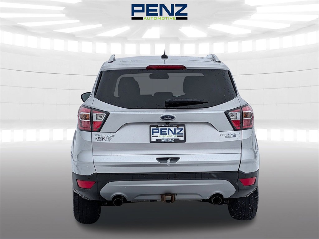 Used 2017 Ford Escape Titanium image 4