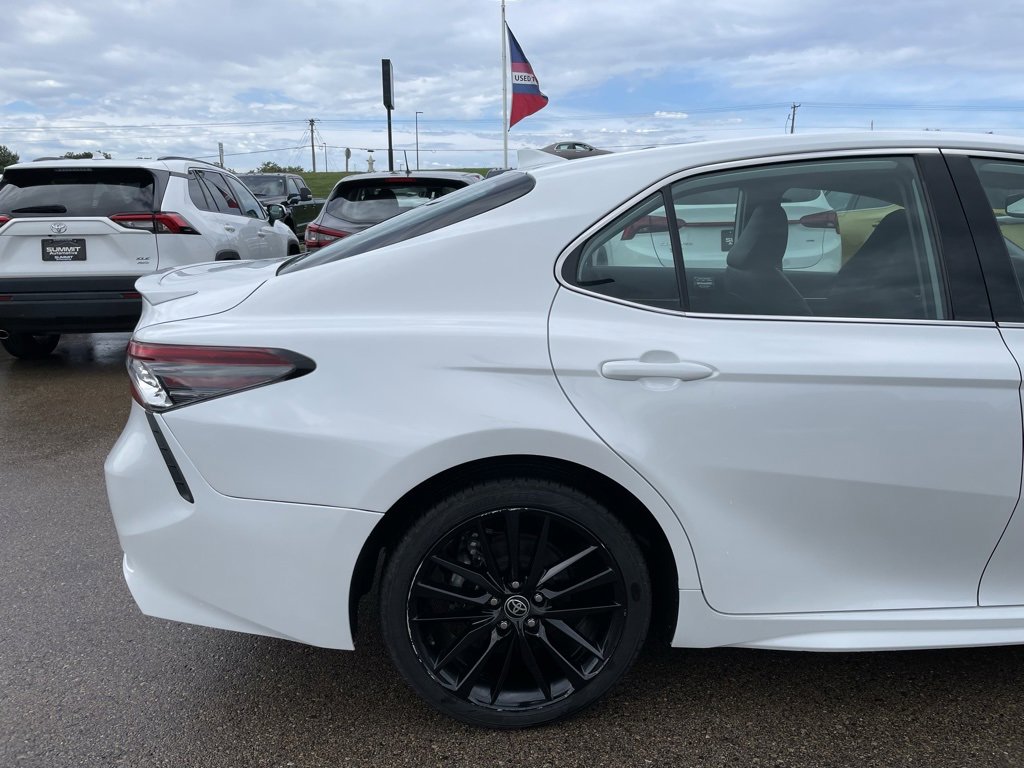 Used 2023 Toyota Camry XSE image 28
