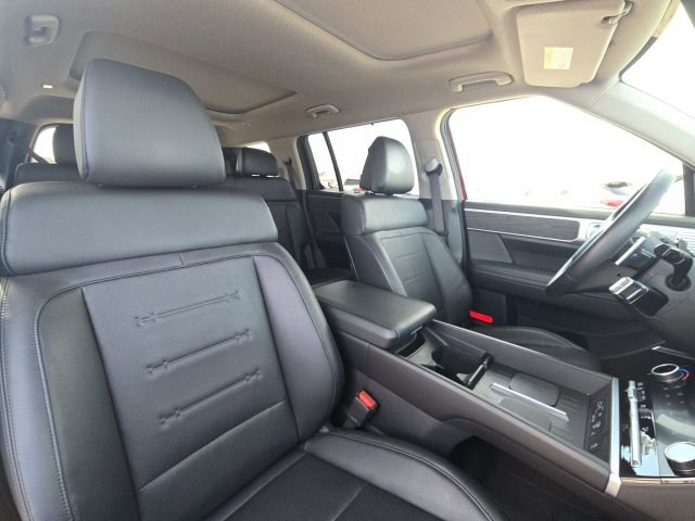 Used 2024 Hyundai Santa Fe Limited image 22