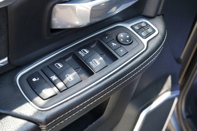 Used 2024 RAM 2500 Laramie AWD/4WD image 15