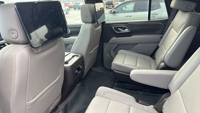 Used 2021 Chevrolet Tahoe LT w/ LT Signature Package image 3