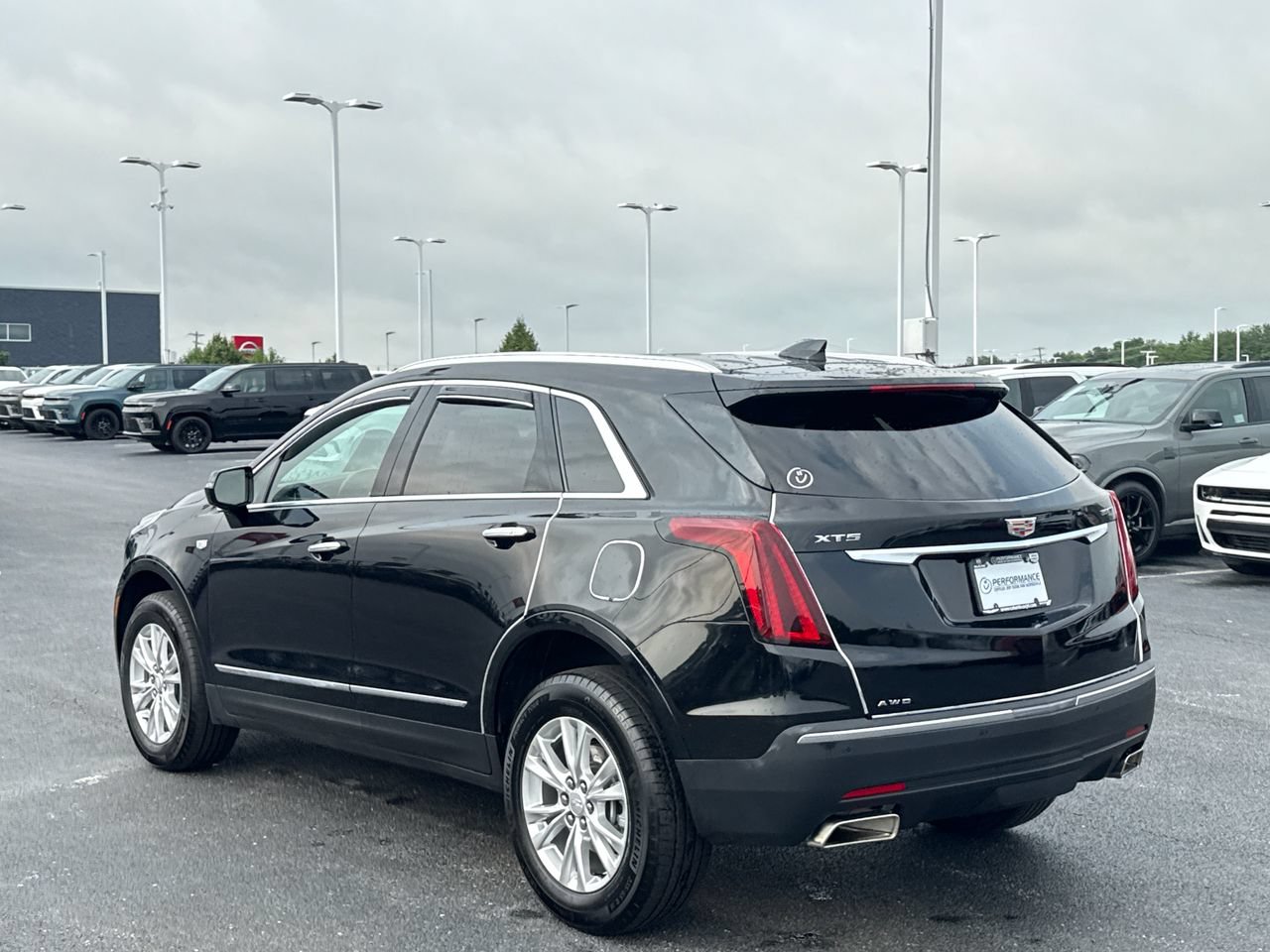 Used 2025 Cadillac XT5 Luxury AWD/4WD image 5