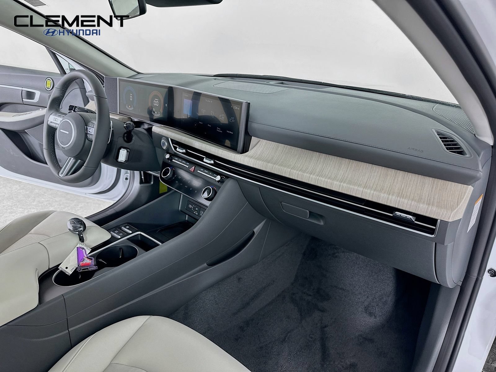New 2026 Hyundai Sonata SEL FWD image 30