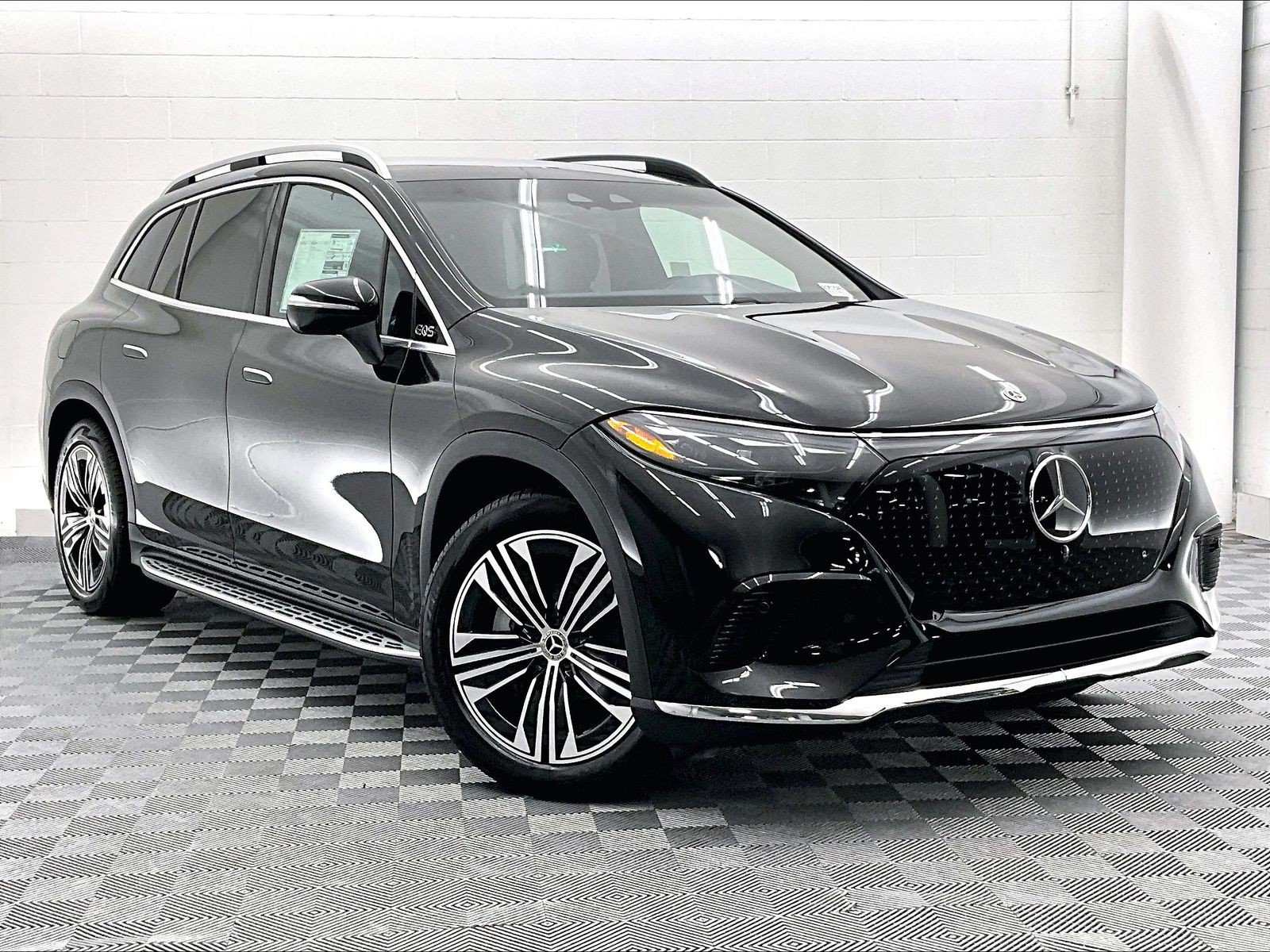 New 2026 Mercedes-Benz EQS 400 4MATIC SUV image 16
