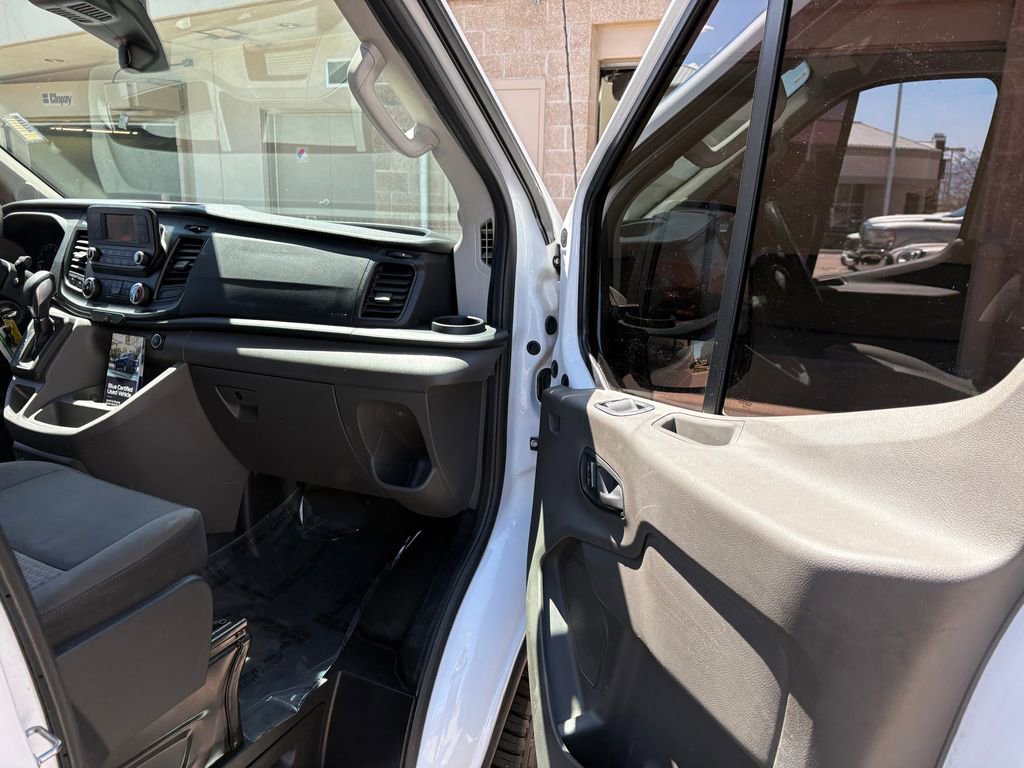 Certified 2022 Ford Transit 250 Medium Roof w/ Interior Upgrade Package RWD image 31