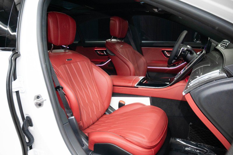 Used 2026 Mercedes-Benz S 63 AMG S image 13