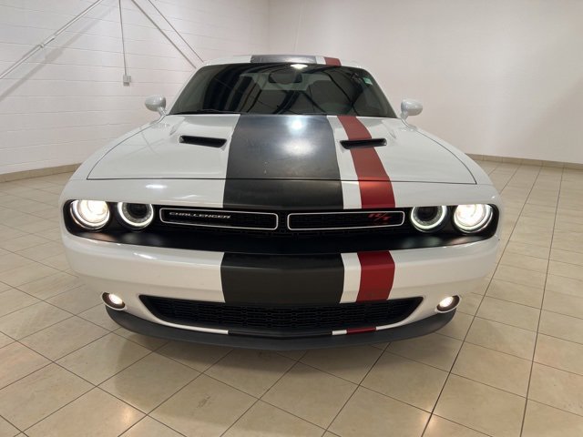 Used 2018 Dodge Challenger R/T image 8