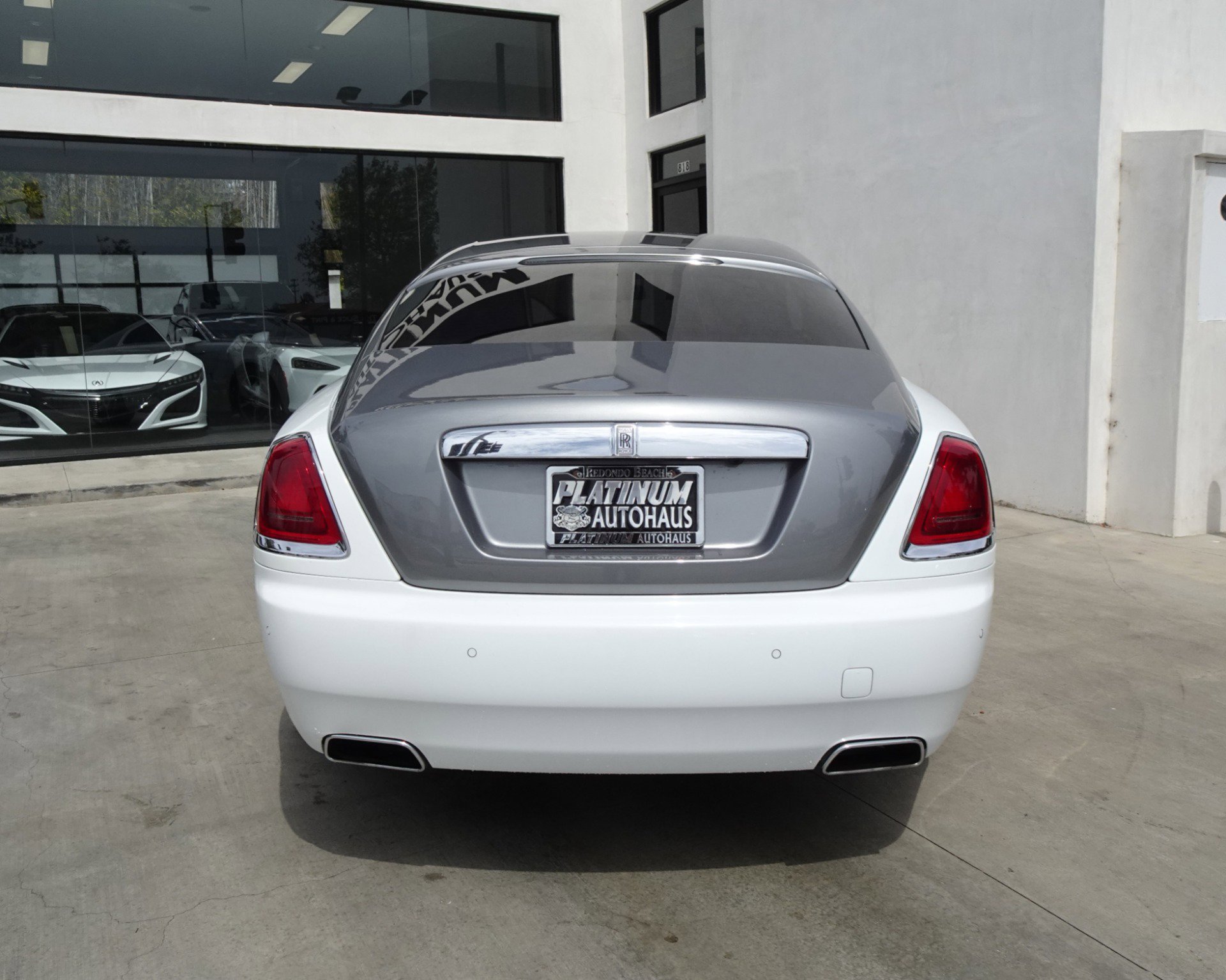 Used 2014 Rolls-Royce Wraith RWD image 5